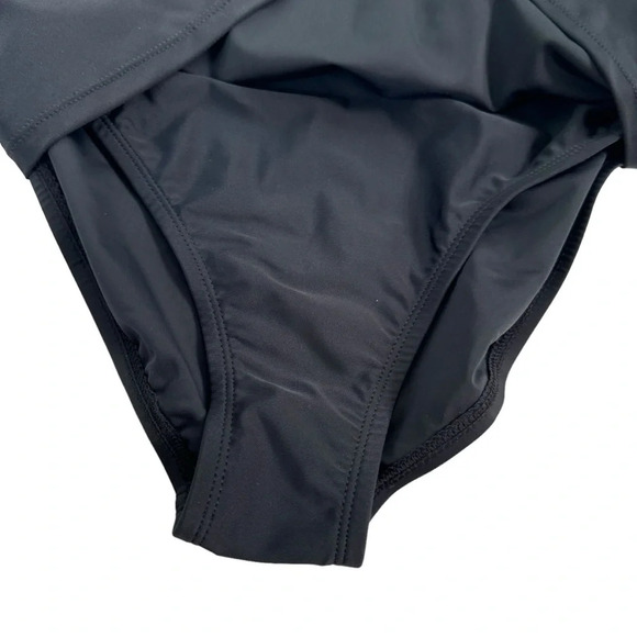 NWT Island Escape Plus Size Solid Swim Skirt Black Thigh Minimizer Size 16W - Picture 7 of 12